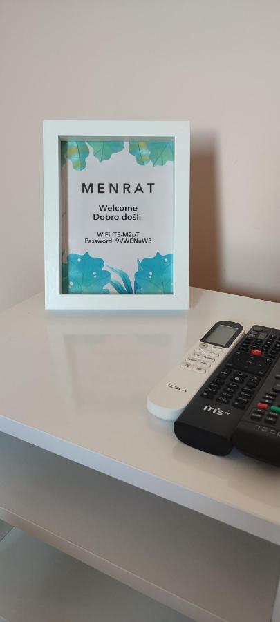 Menrat Leilighet Novi Sad Eksteriør bilde